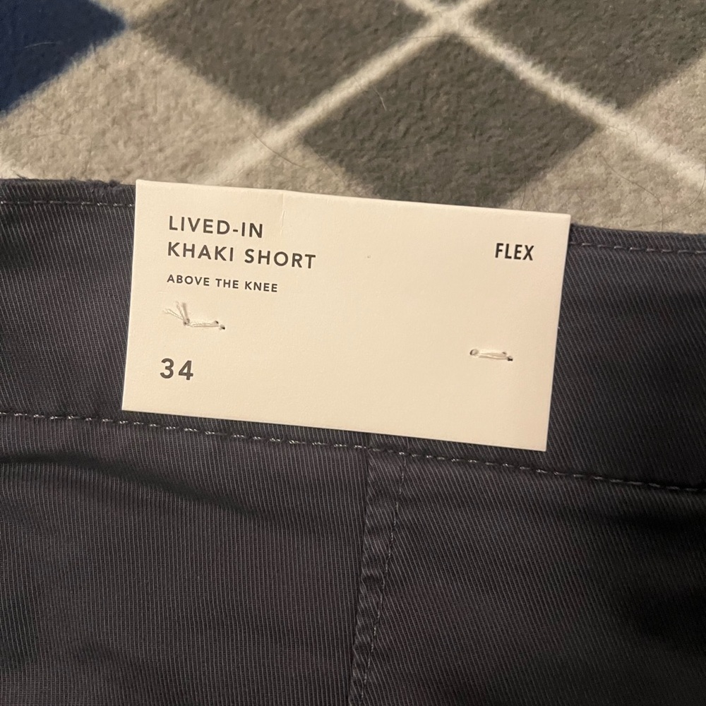 American Eagle Outfitters Khaki Cargo Shorts